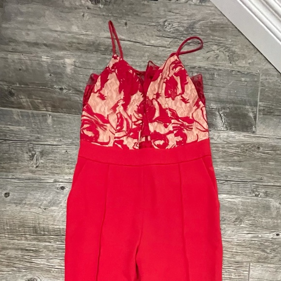 Jumper - Picture 1 of 2